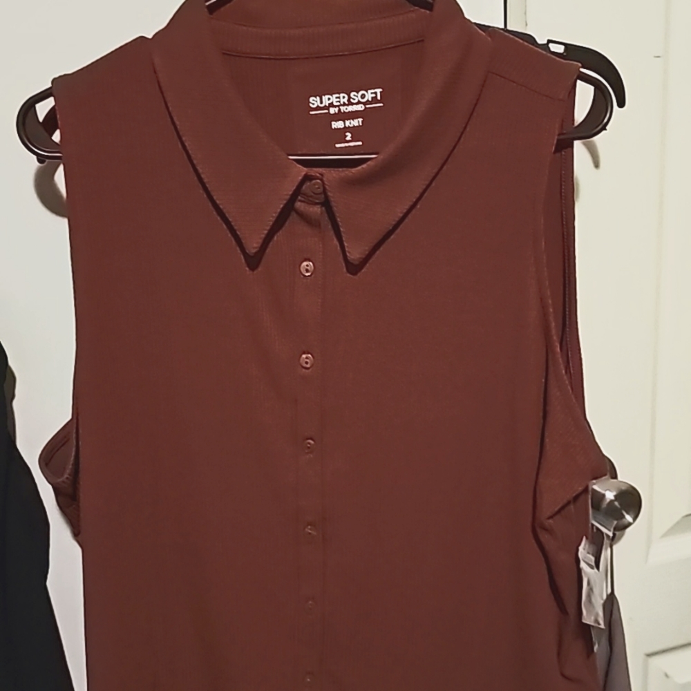 Cute toreid top